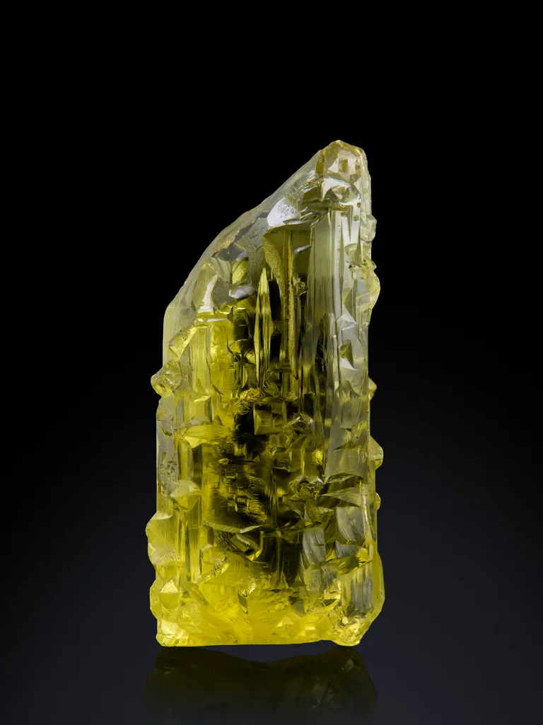 Heliodor from Khoroshiv Raion (Volodarsk-Volynskii), Zhytomyr Oblast, Ukraine image