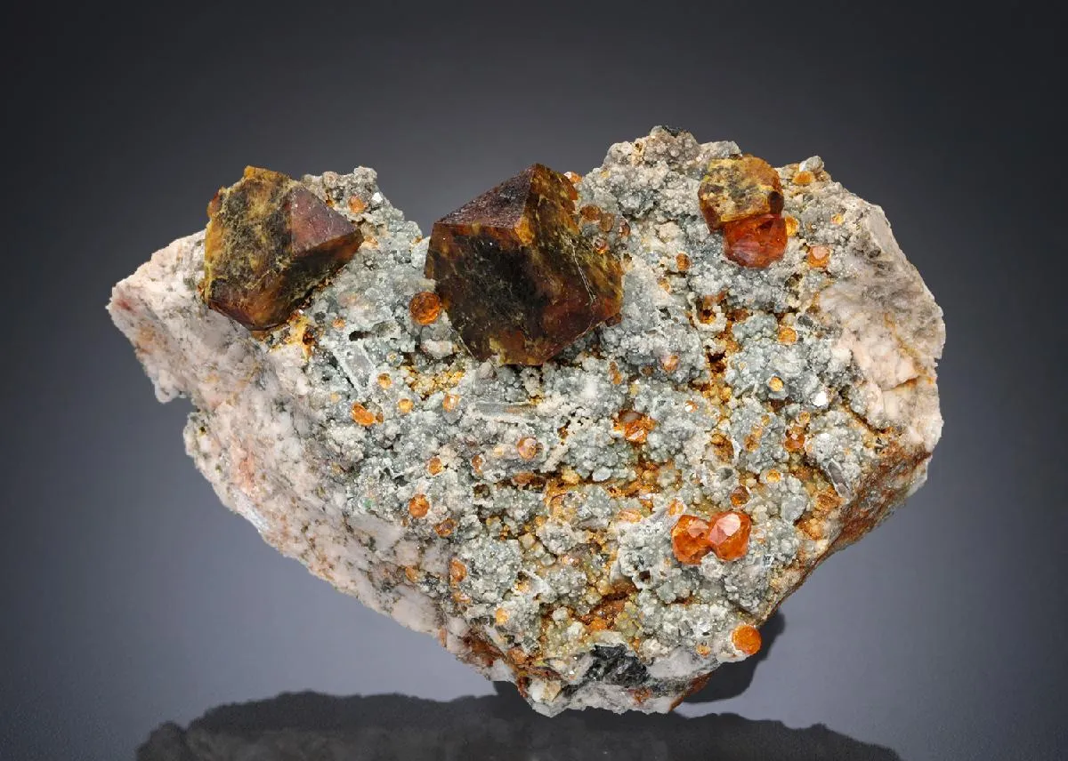 HELVINE with Spessartine - image 1