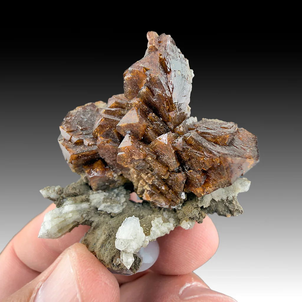 Helvite from Huanggang Mine, Inner Mongolia, China image