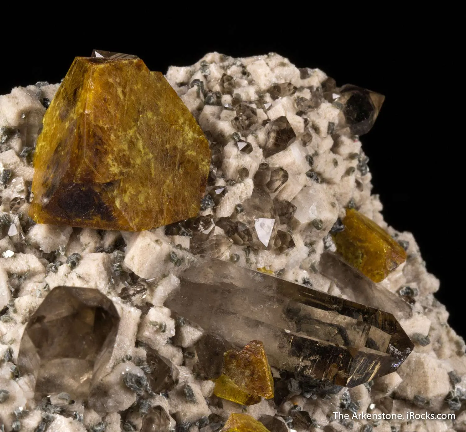 Helvite on Microcline with Quartz - image 1