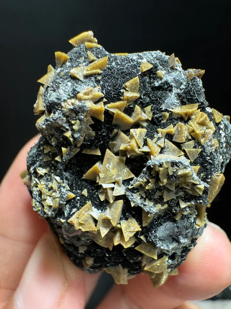 Helvite - image 3