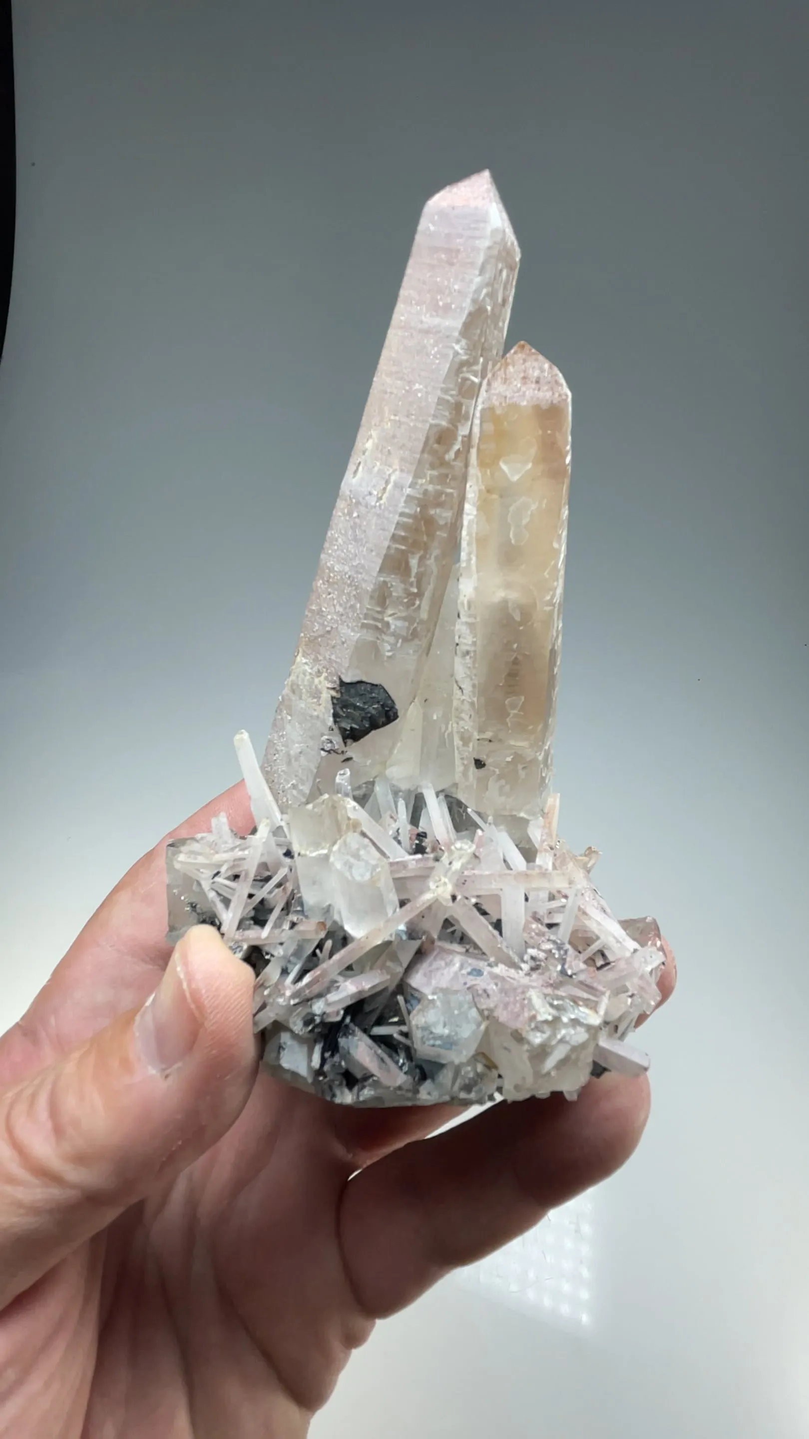 Helvite with Quartz - image 2