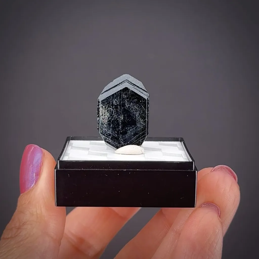 Hematite - image 2