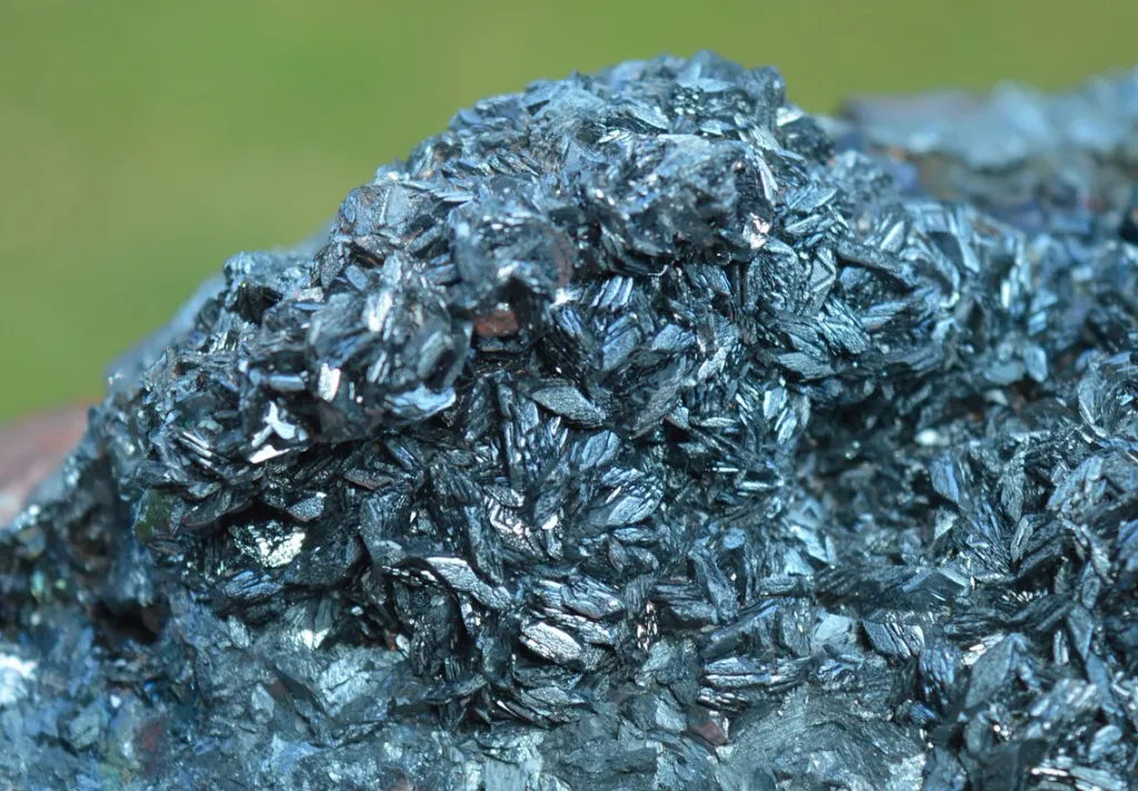 Hematite 1323 grams - Saphoz, Esmoulières, Faucogney-et-la-Mer, Haute-Saône, France image