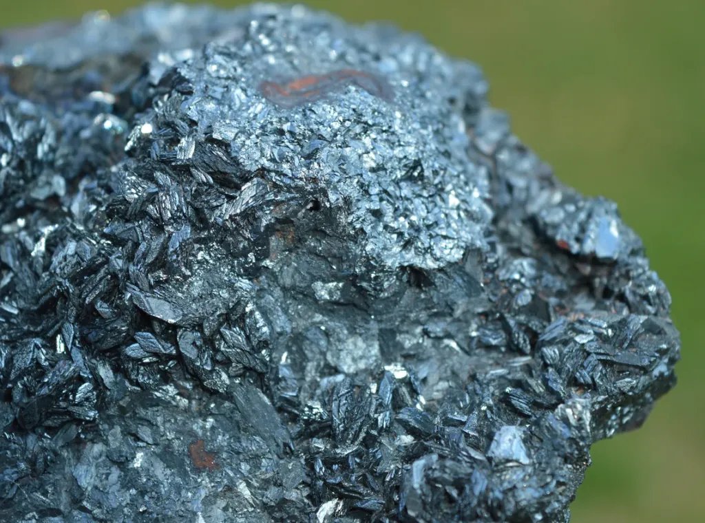 Hematite 1323 grams - Saphoz, Esmoulières, Faucogney-et-la-Mer, Haute-Saône, France - image 4