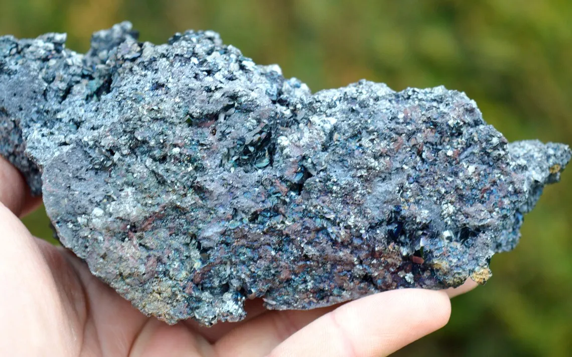 Hematite 1348 grams - Rio Marina, Rio, Livorno Province, Tuscany, Italy - image 7