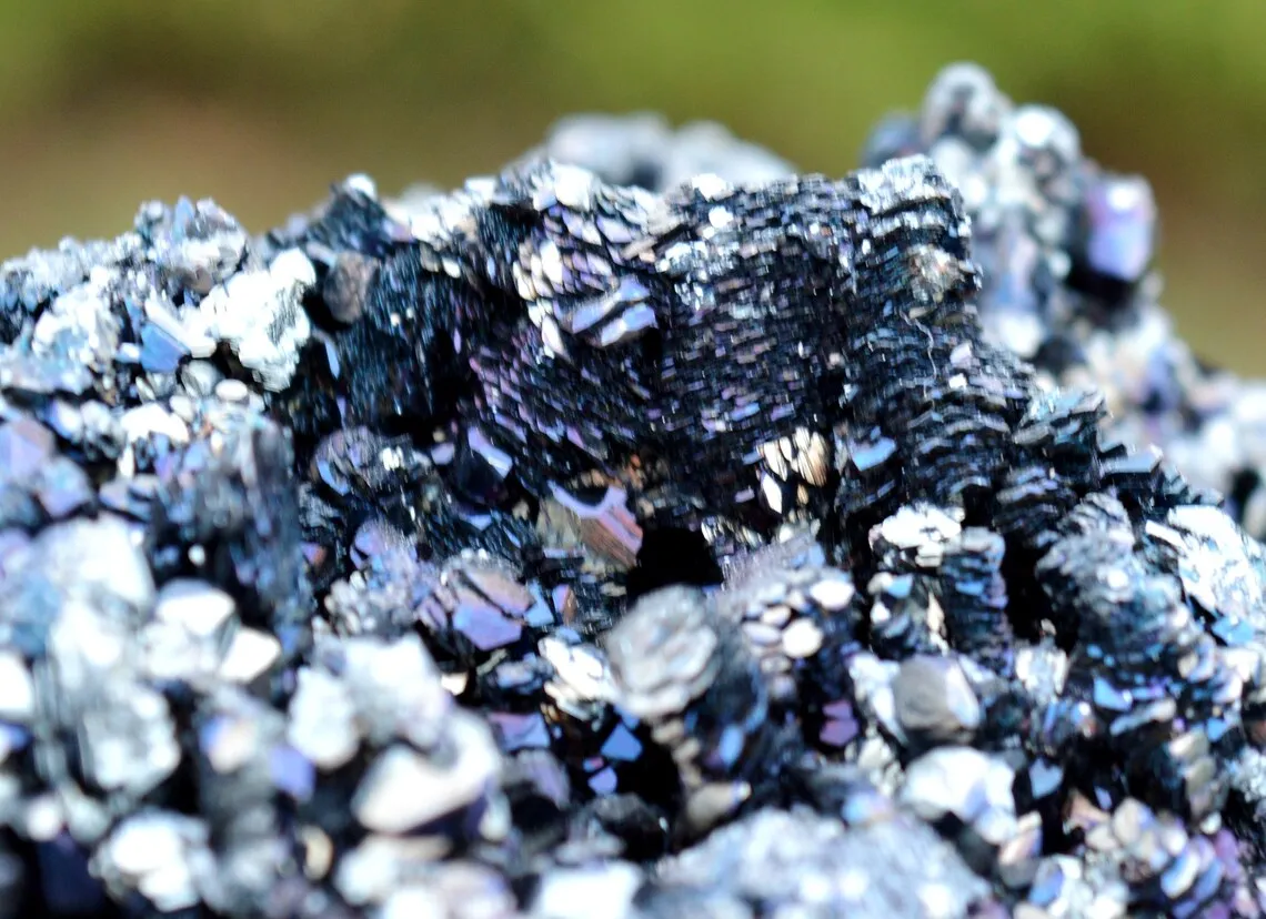 Hematite 1348 grams - Rio Marina, Rio, Livorno Province, Tuscany, Italy - image 4