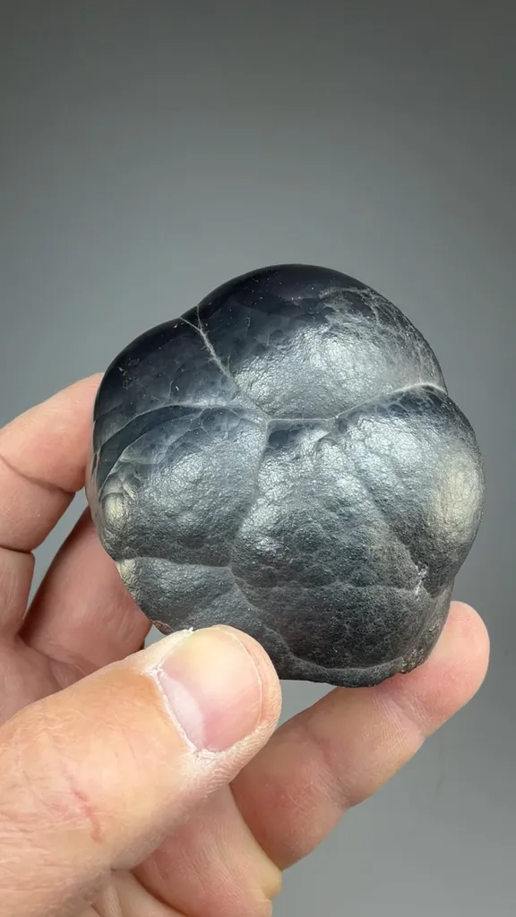 Hematite - image 2