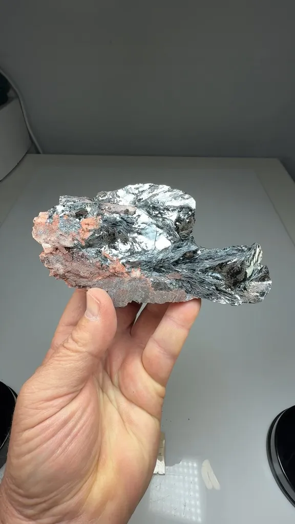 Hematite - image 2