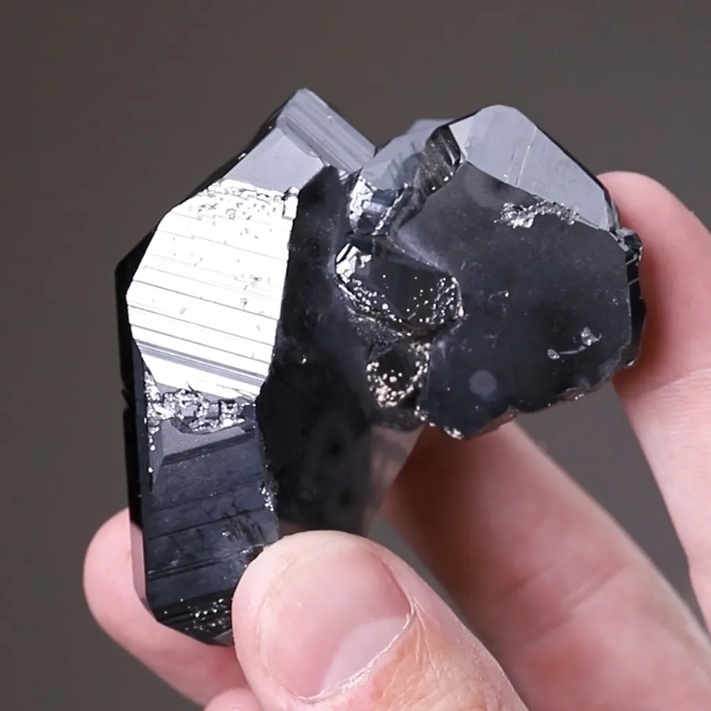 Hematite - image 2