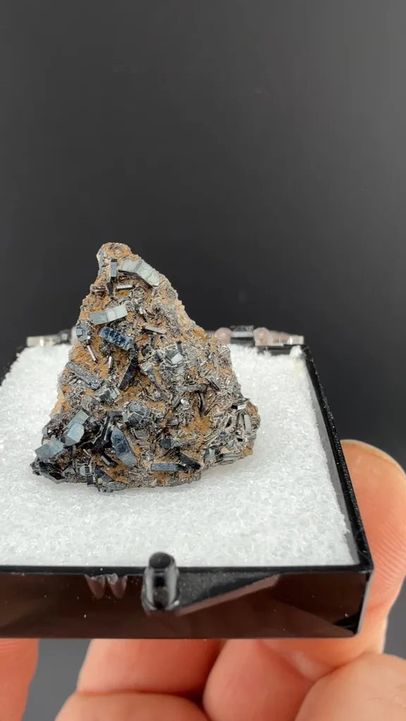 Hematite - image 2