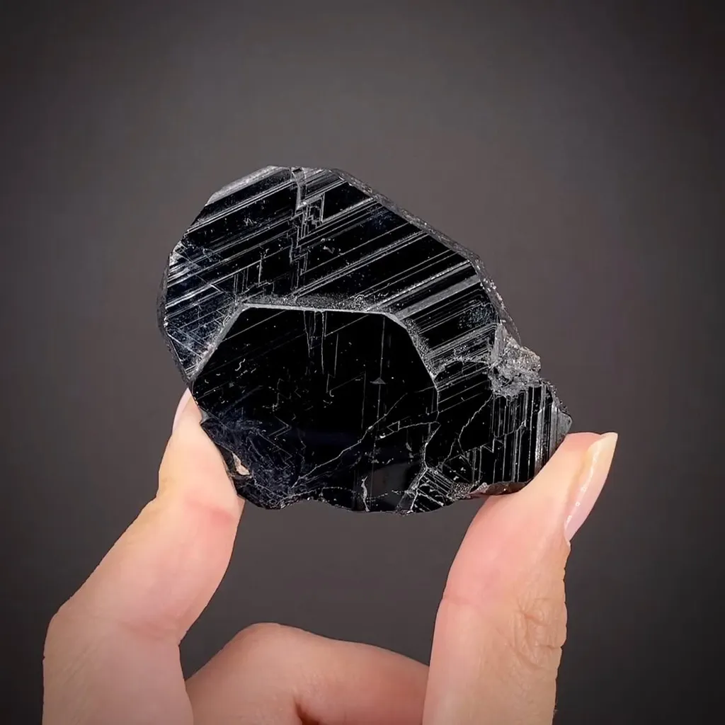 Hematite - image 2