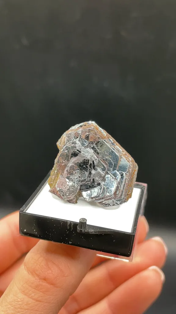 Hematite - image 2