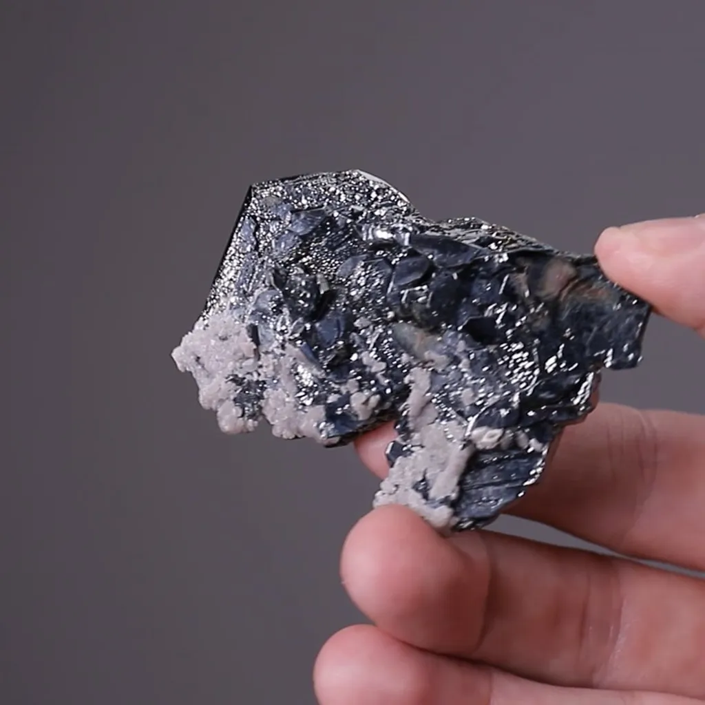 Hematite - image 2