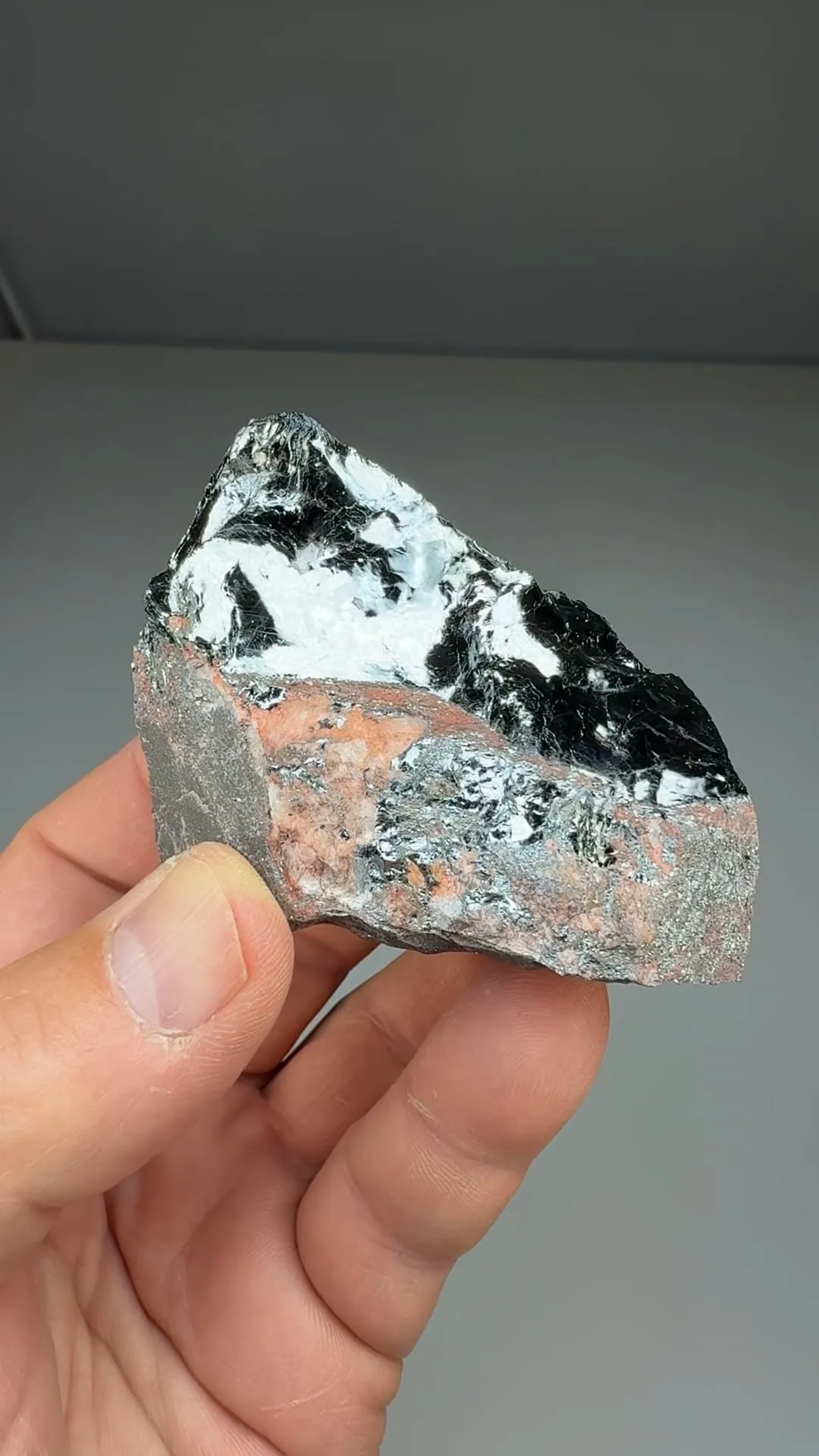 Hematite - image 2