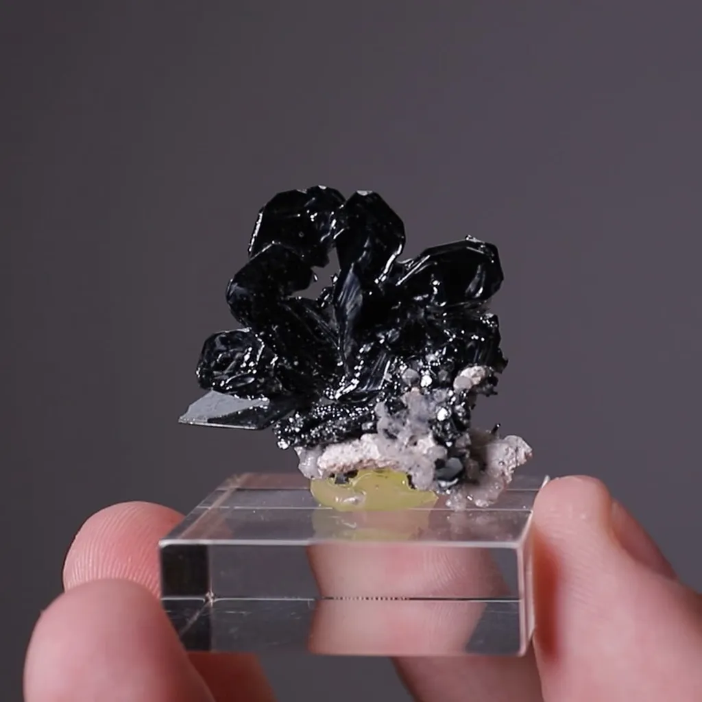 Hematite - image 2