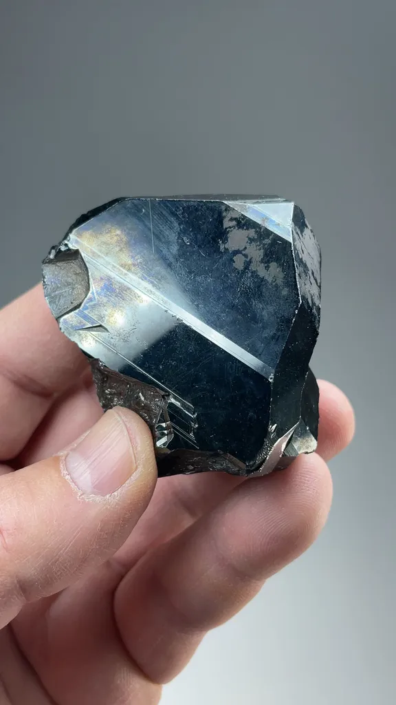 Hematite - image 2