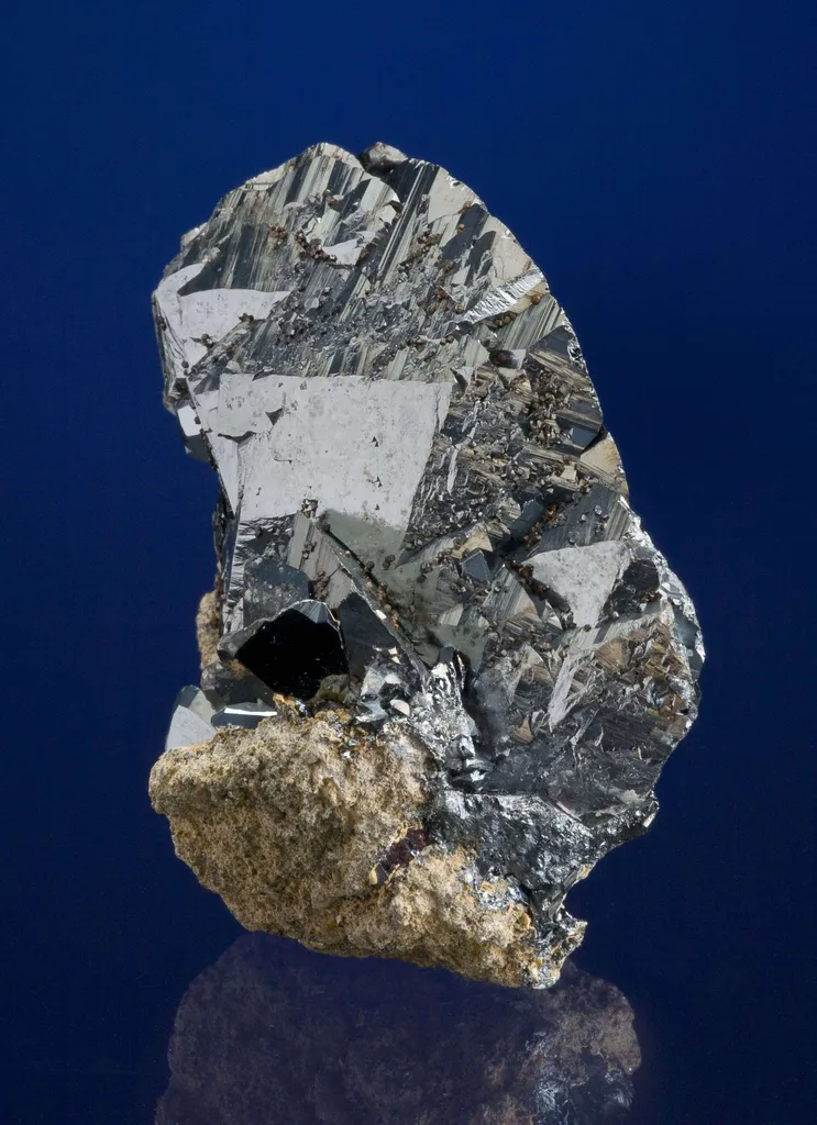 Hematite - image 2