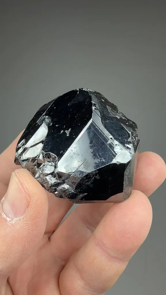 Hematite - image 2