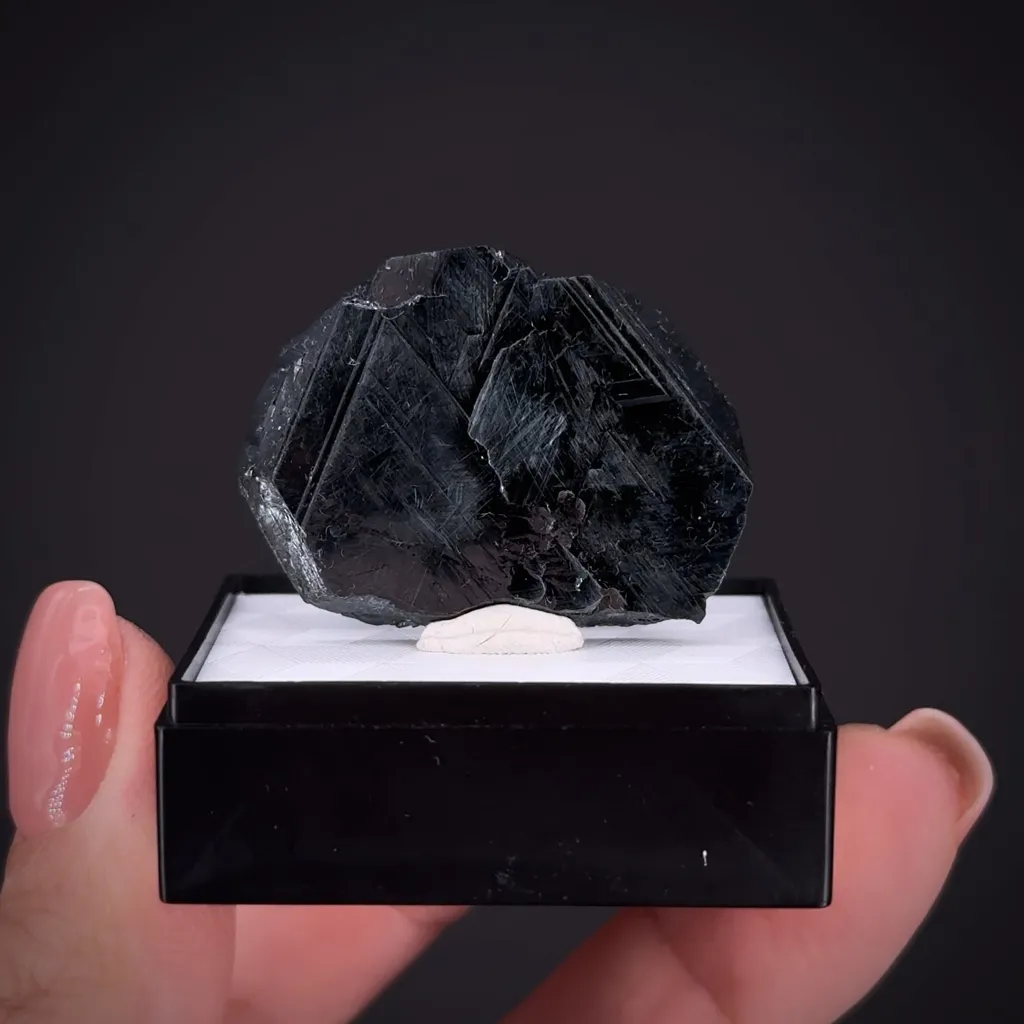 Hematite image