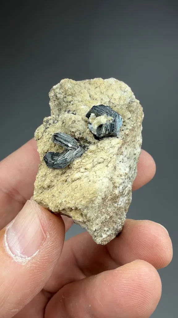 Hematite - image 2