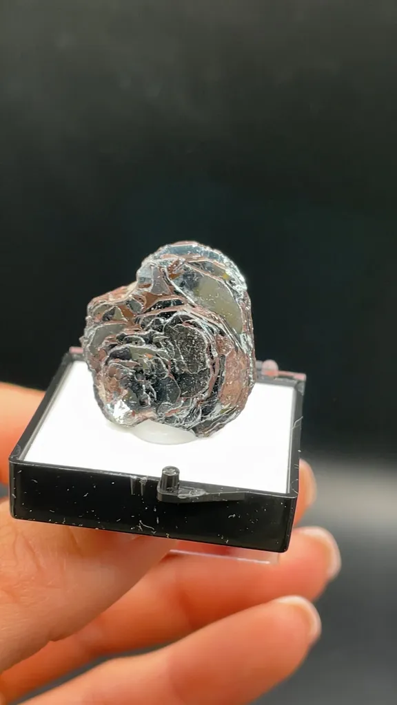 Hematite - image 2