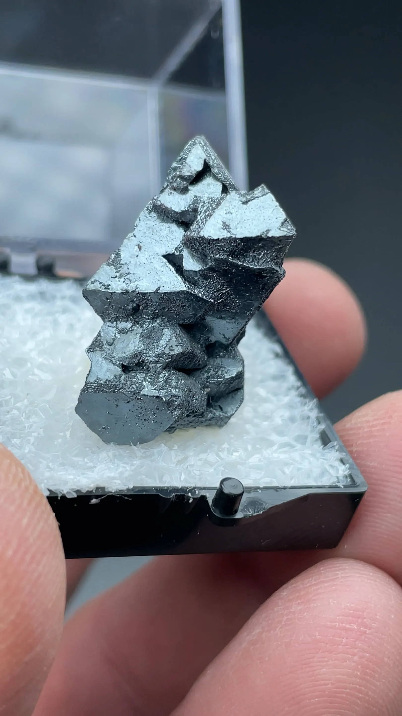 Hematite after Magnetite - image 2