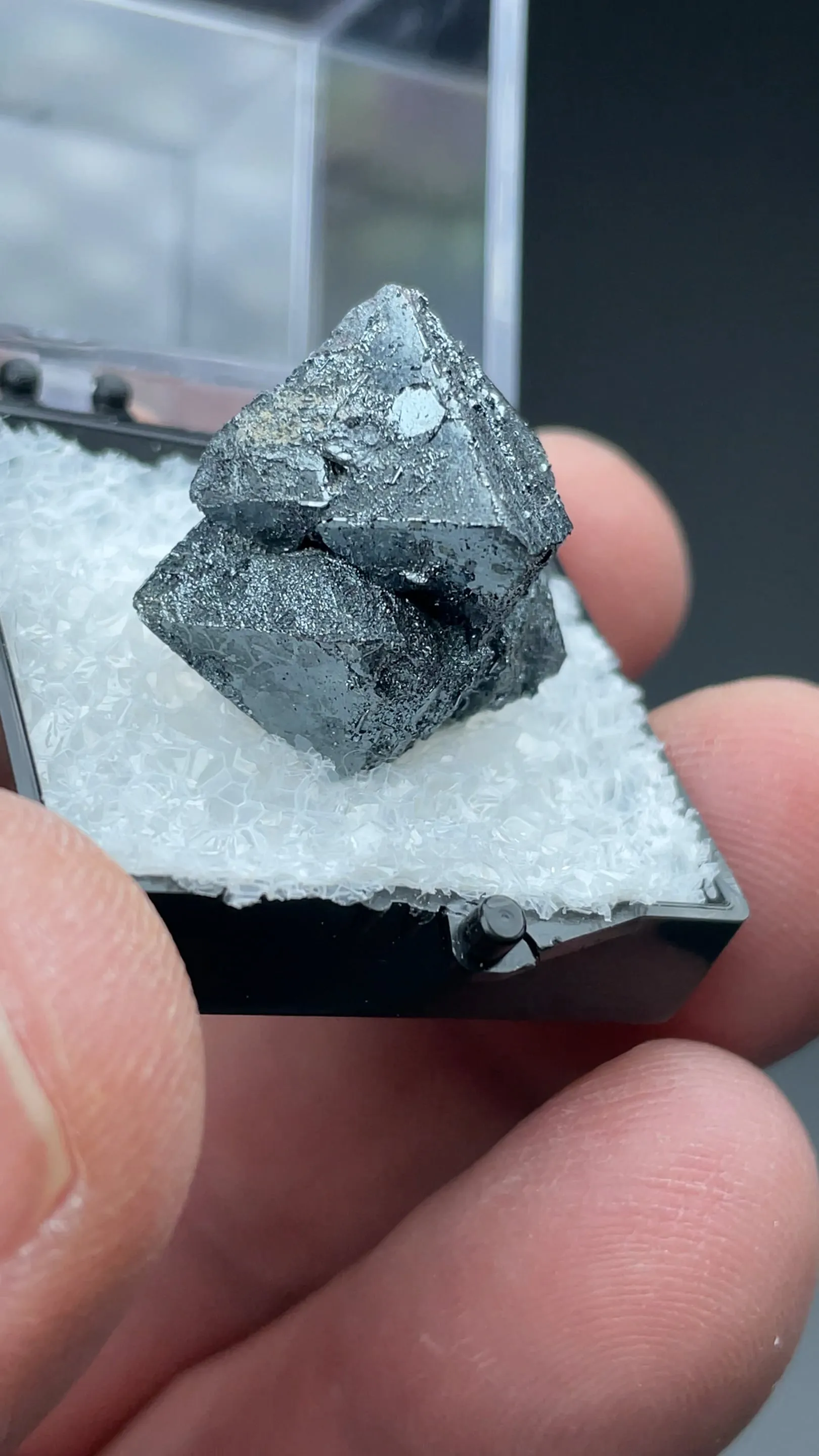 Hematite after Magnetite - image 2