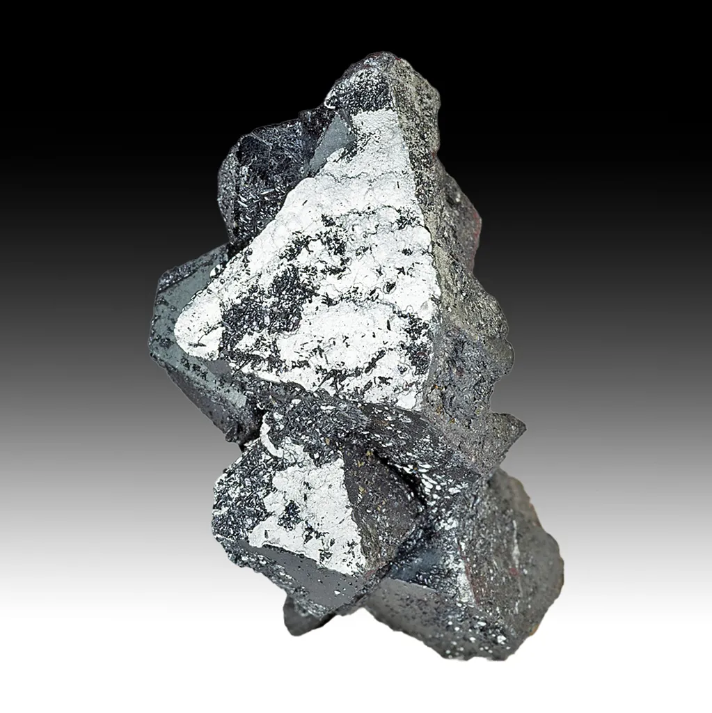 Hematite after Magnetite image