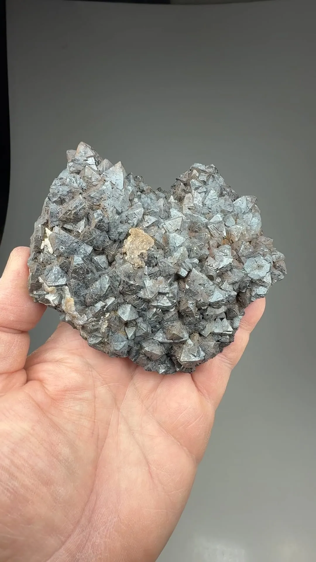 Hematite after Magnetite - image 2