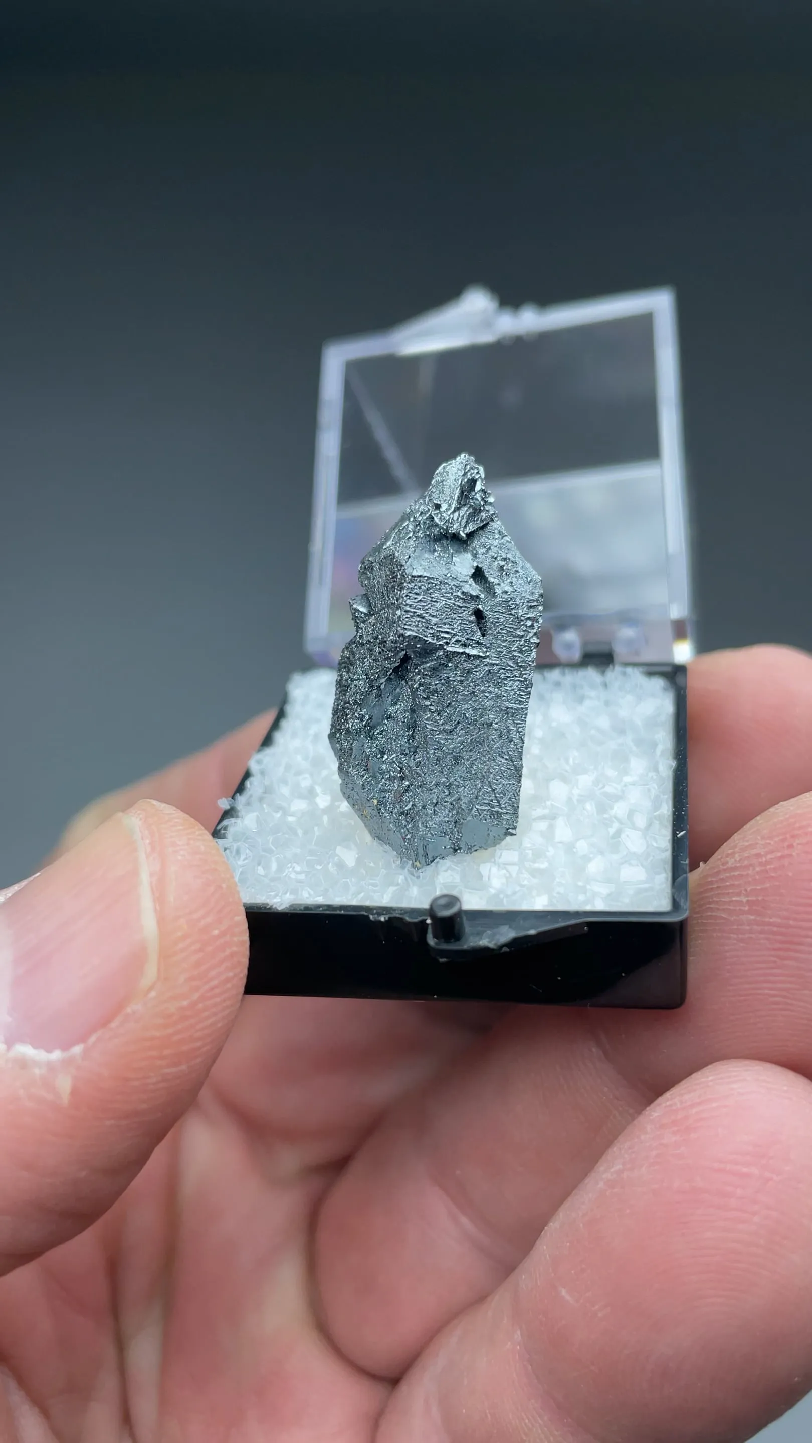 Hematite after Magnetite - image 2