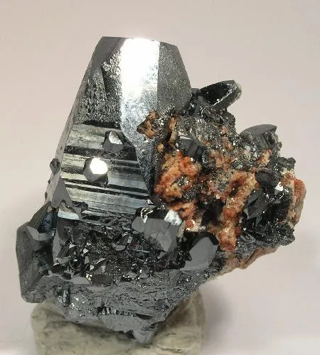 Hematite, Andradite - image 2