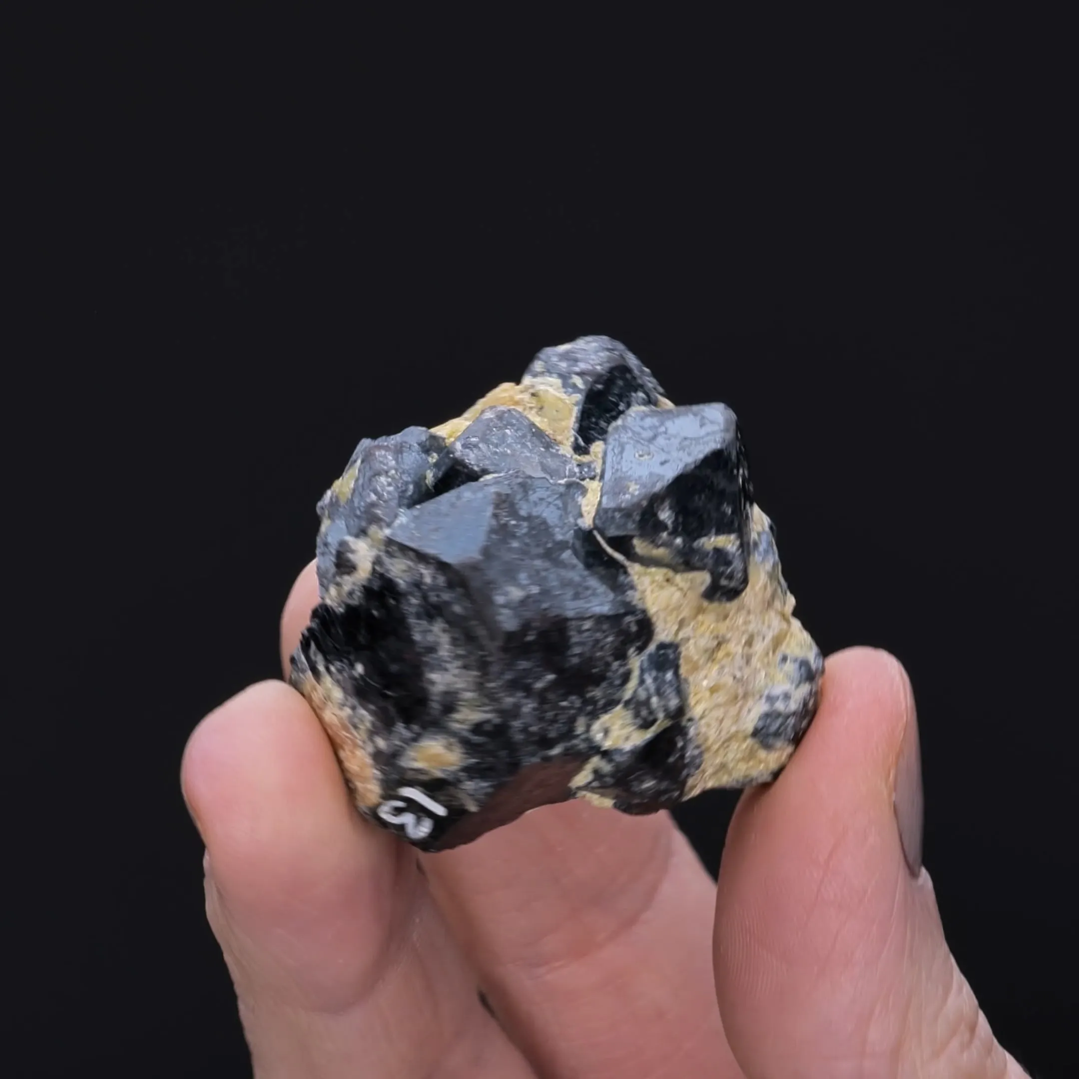 Hematite - image 2