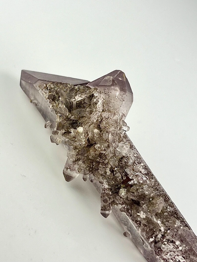 Hematite Coated Laser Quartz - image 3