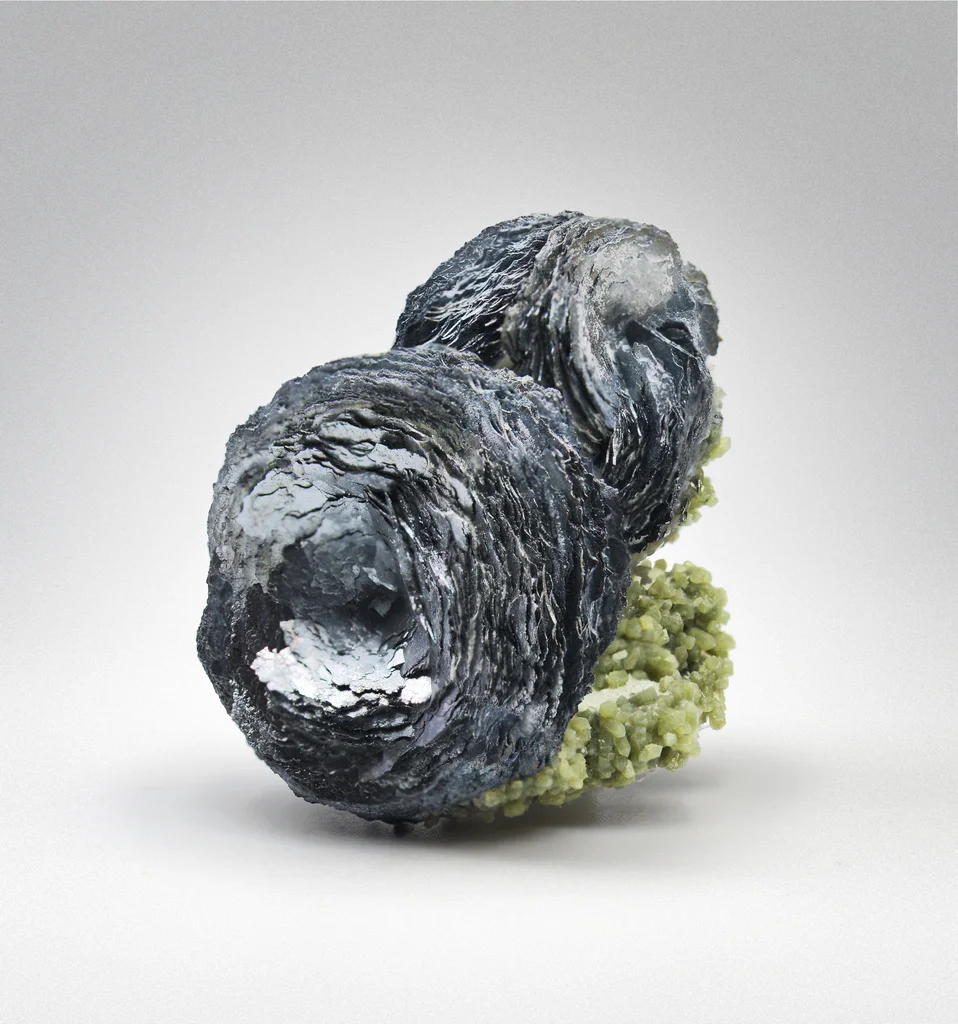 Hematite from Huanggang Mine, Inner Mongolia, China image