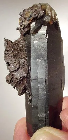 Hematite, Microcline, Quartz (Var: Smoky Quartz) image