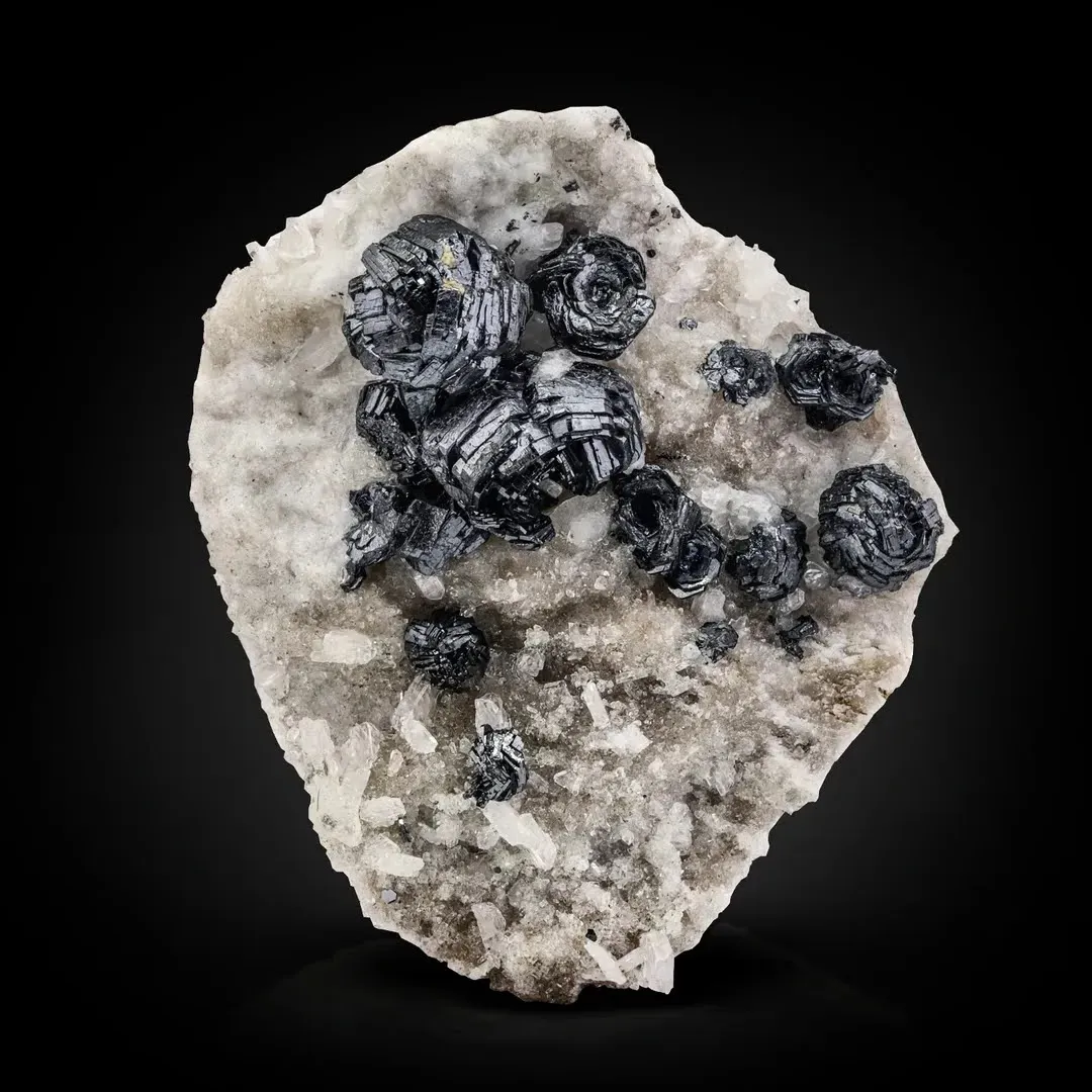 Hematite on Albite - image 1