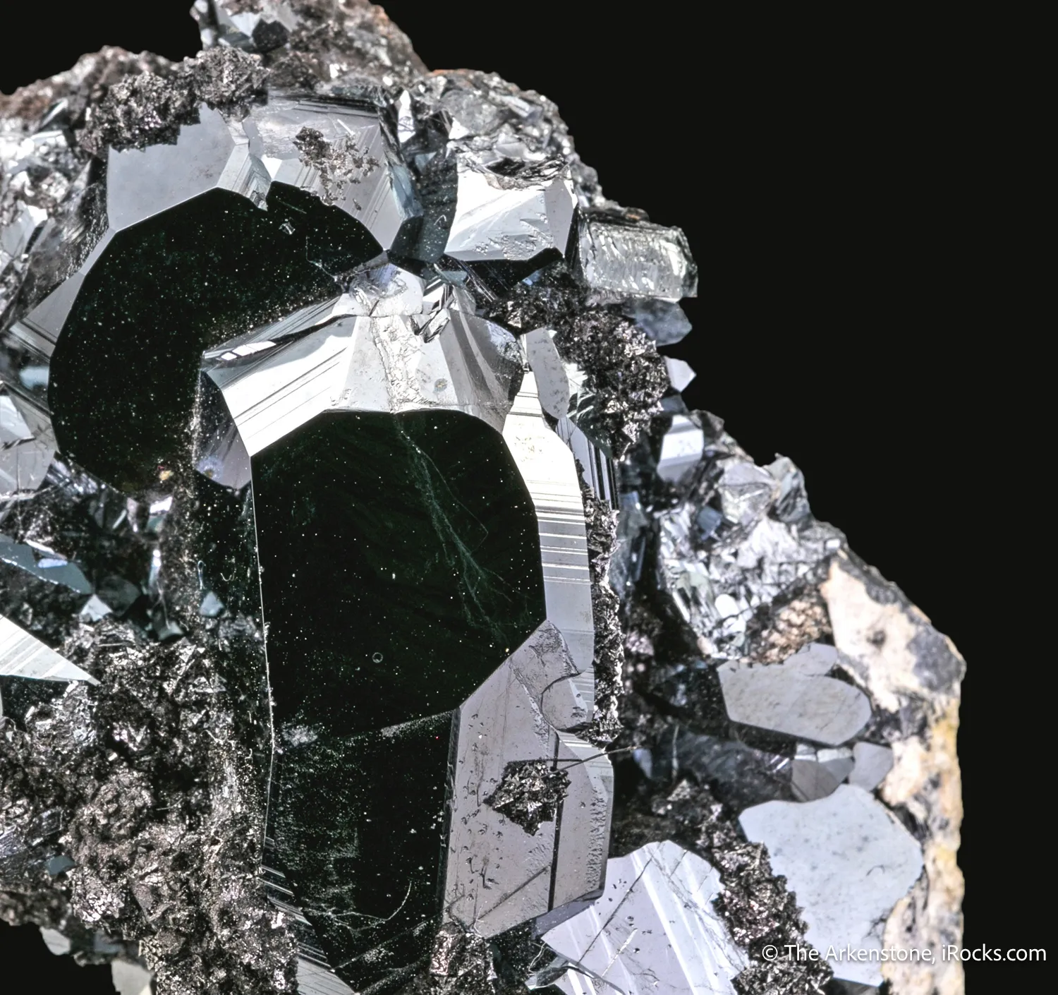 Hematite on Hausmannite - image 6