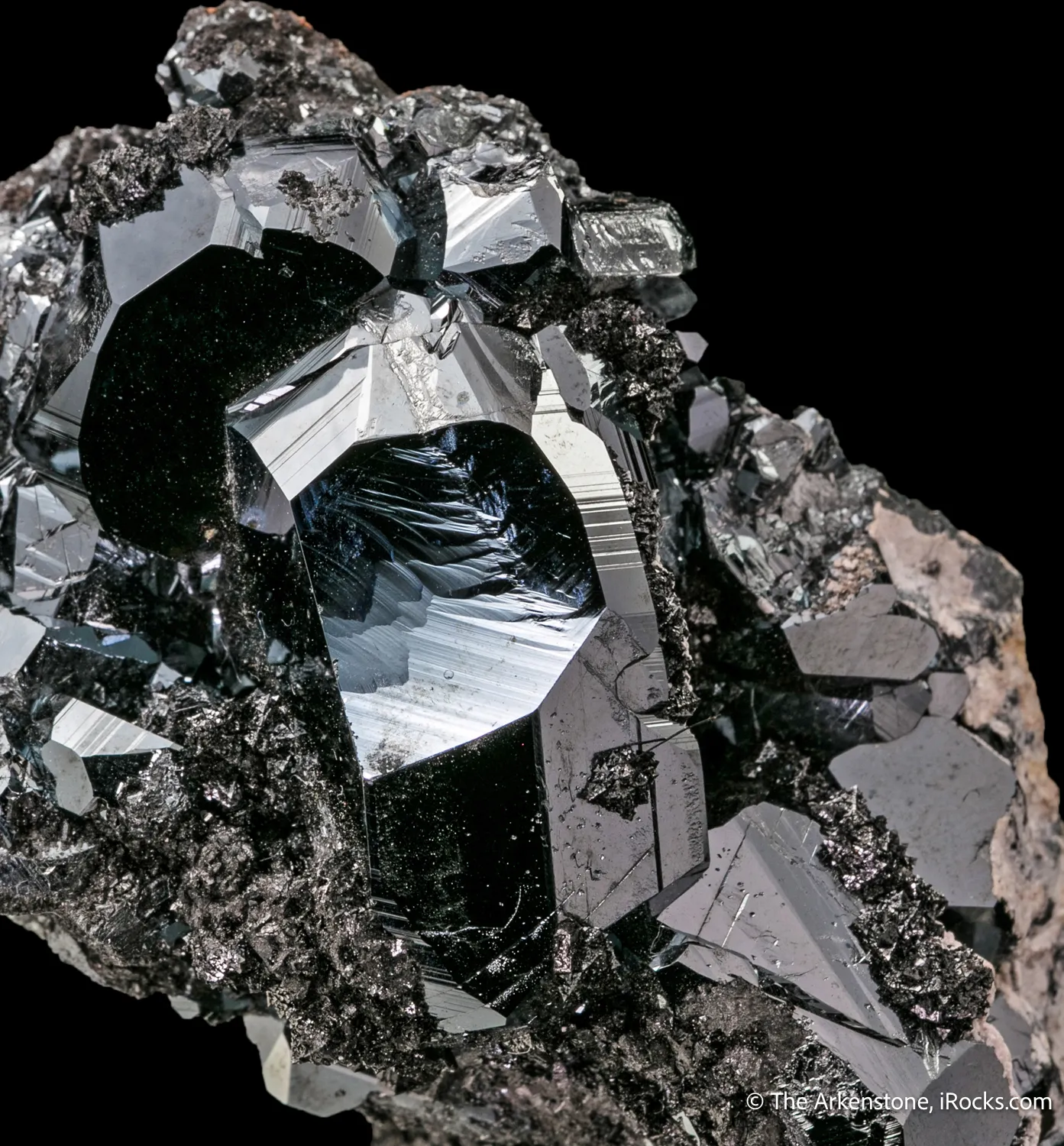 Hematite on Hausmannite - image 8