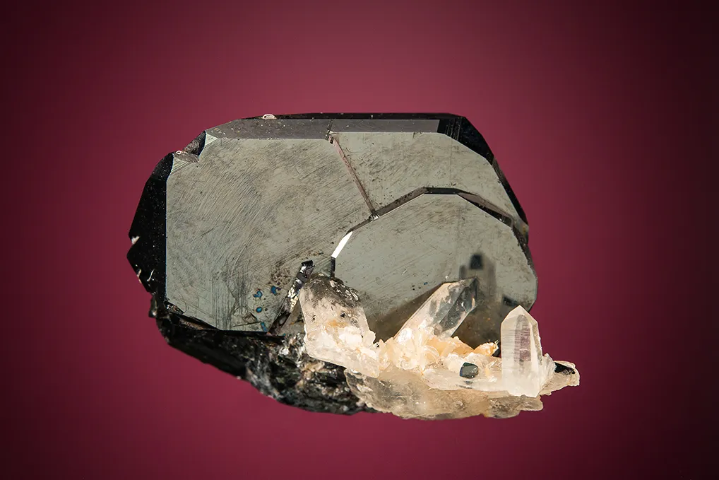 Hematite on Quartz image