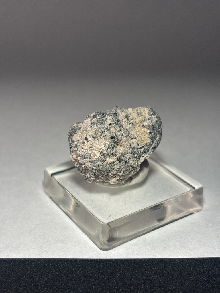 Hematite ps. Garnet with Topaz and Bixbyite - image 6