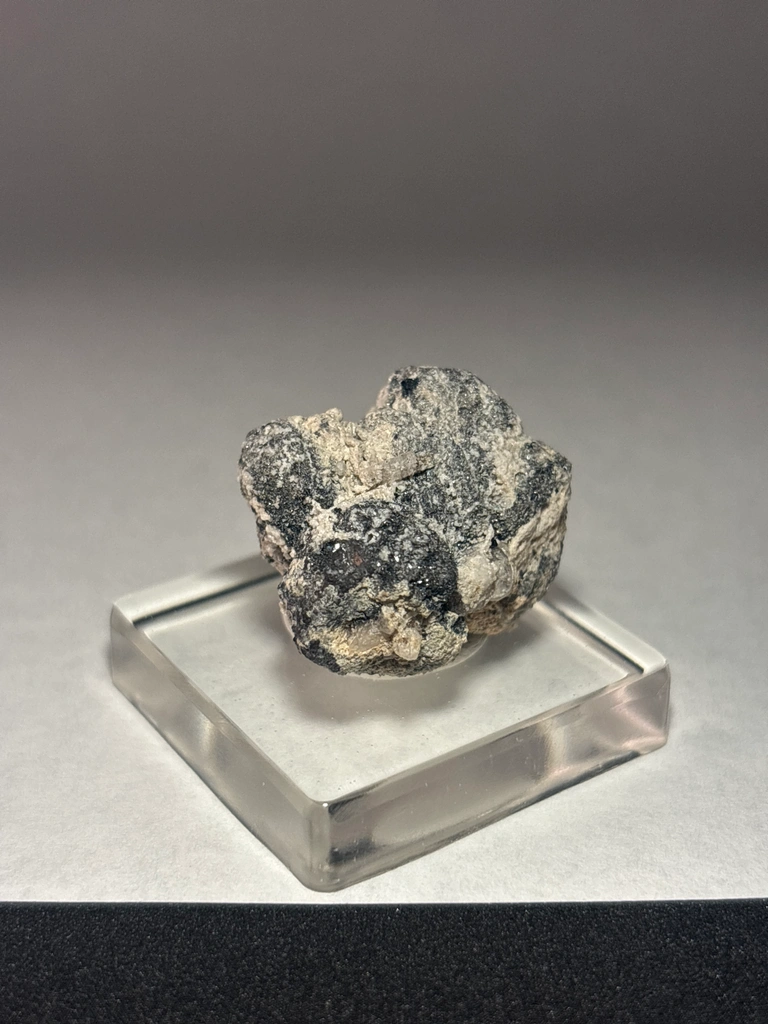 Hematite ps. Garnet with Topaz and Bixbyite - image 4