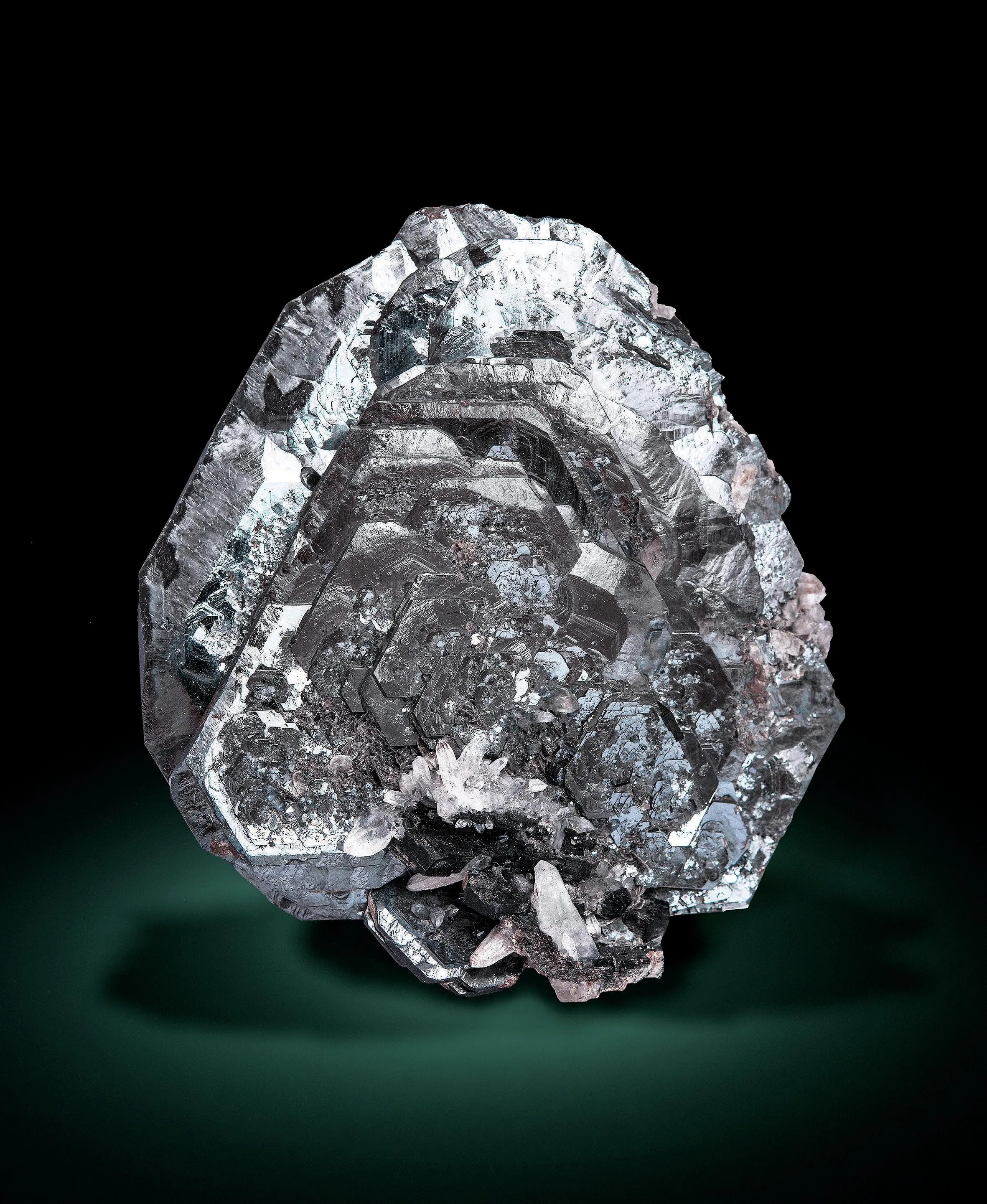 Hematite, Quartz - image 1