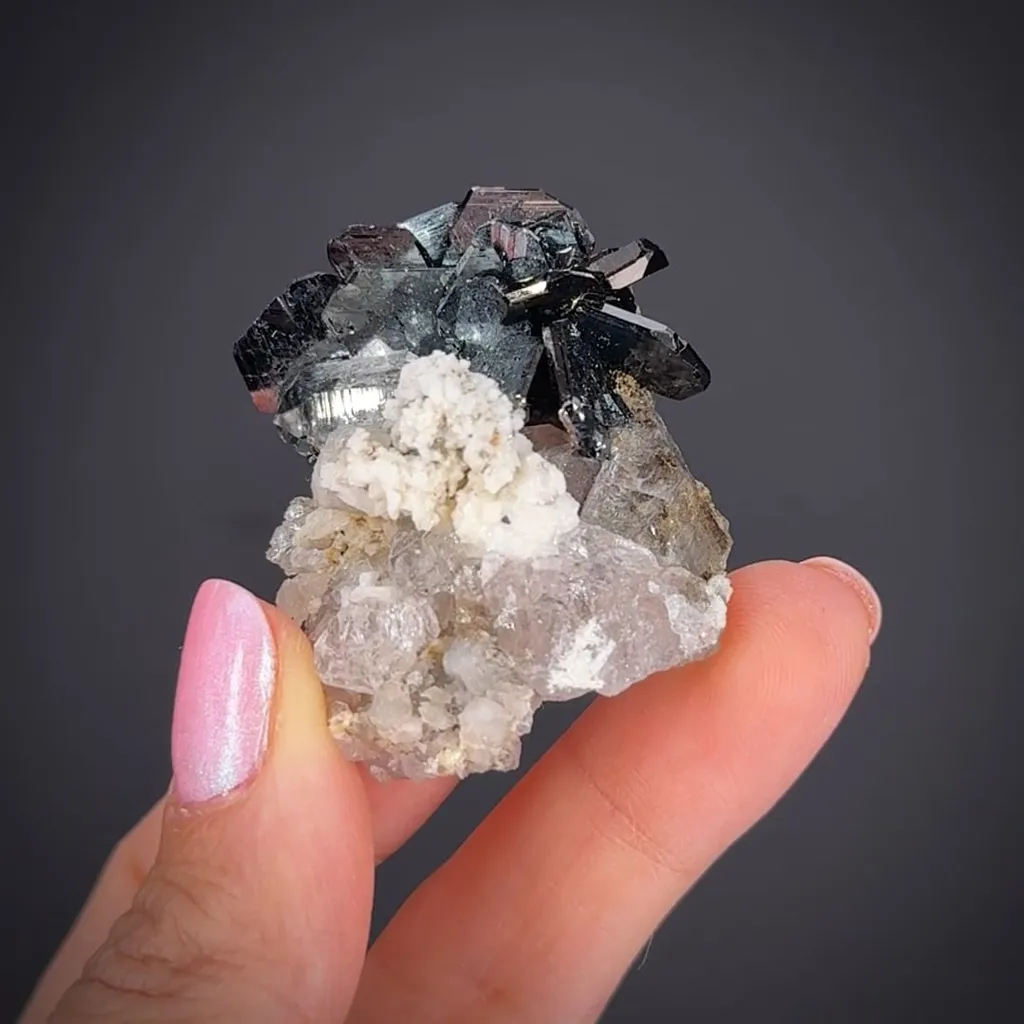 Hematite & Rutile in Quartz