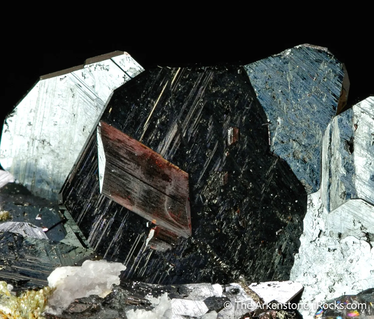 Hematite & Rutile in Quartz - image 4