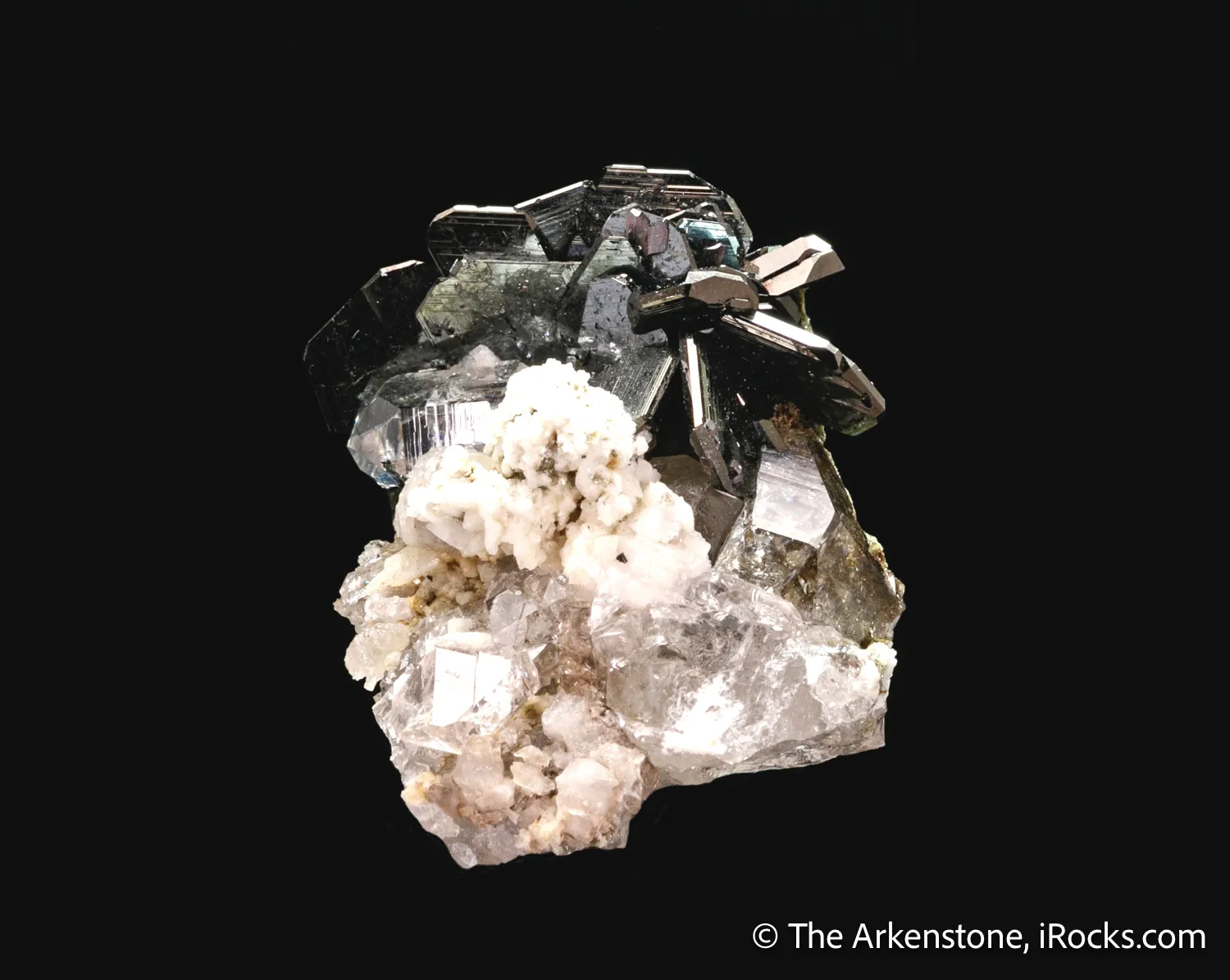 Hematite & Rutile in Quartz - image 6