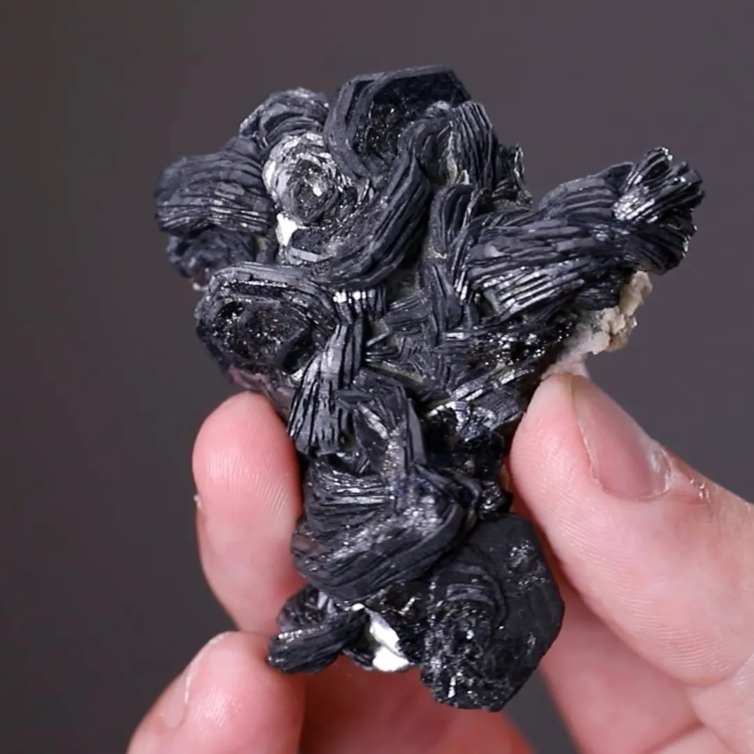 Hematite var Iron ROSE - image 2