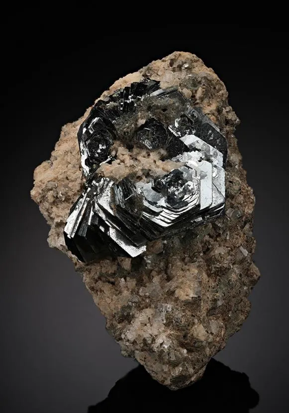 Hematite Var. Iron ROSE image