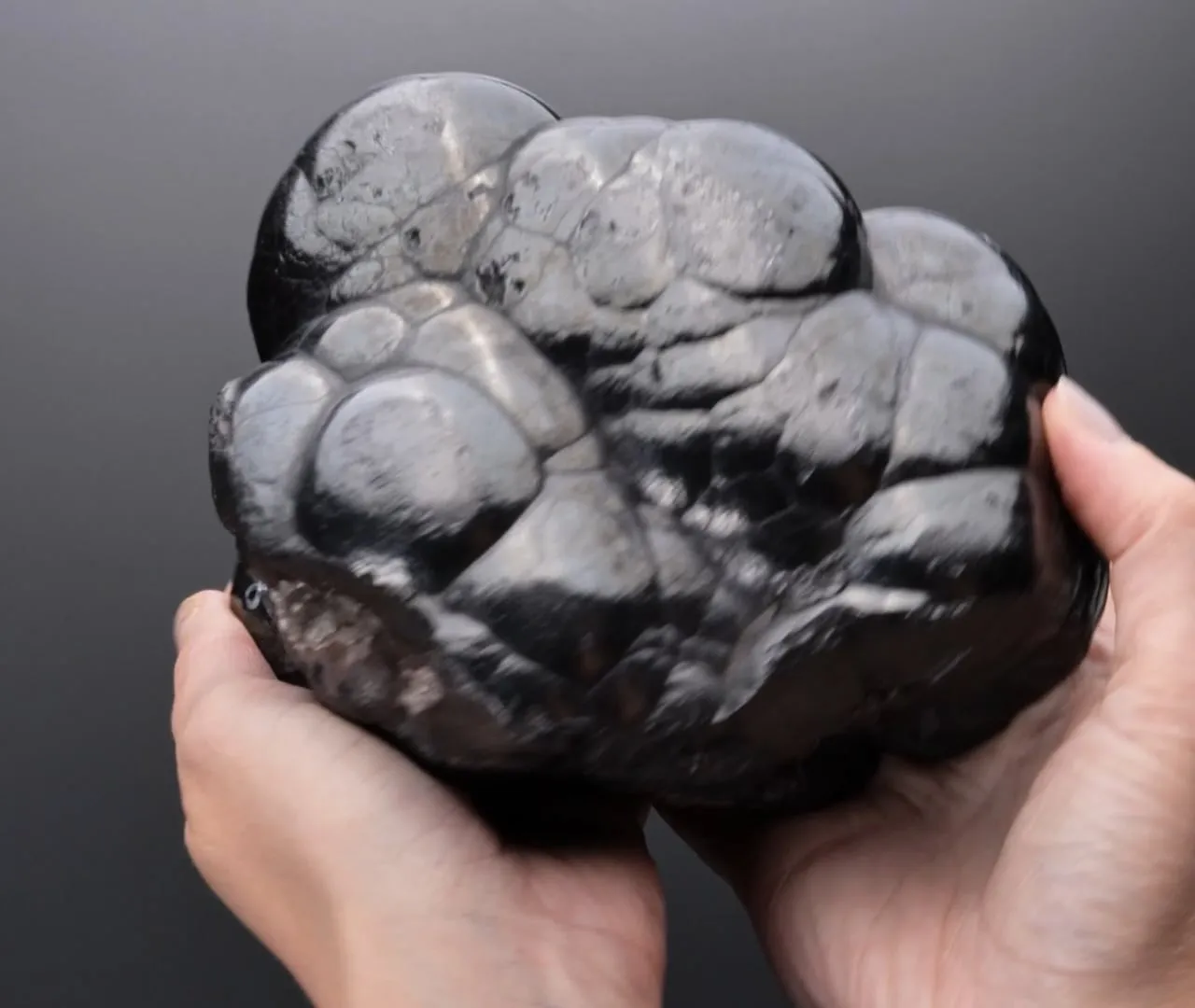 Hematite var. Kidney Ore - image 2