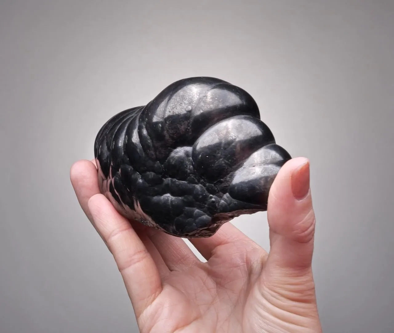 Hematite var. Kidney Ore - image 2